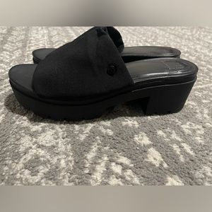 Madden NYC black platform Y2K sandals Sz 10